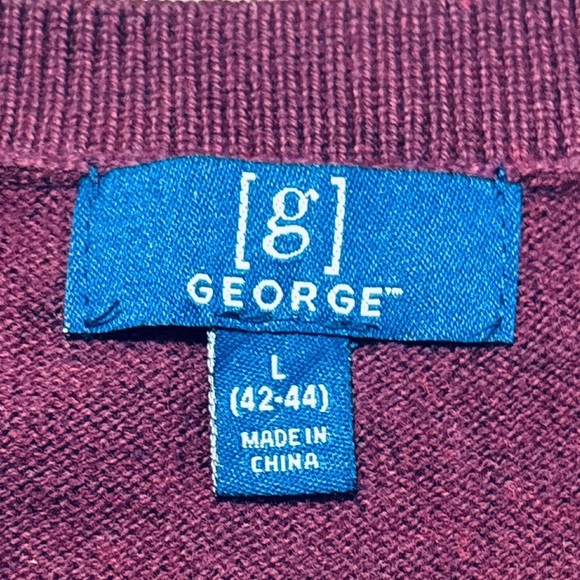 🆕 V-Neck Sweater (new with tags) - Picture 3 of 3